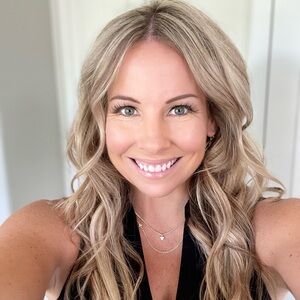 Meet your Posher, Betsy